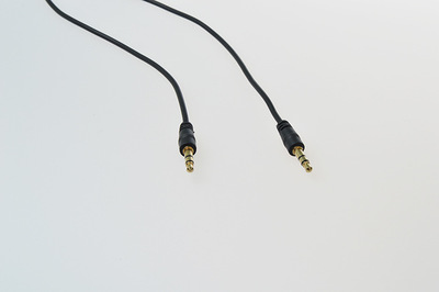 智诚红叶科技1米彩色音响转接线 连接品质与色彩的音频解决方案